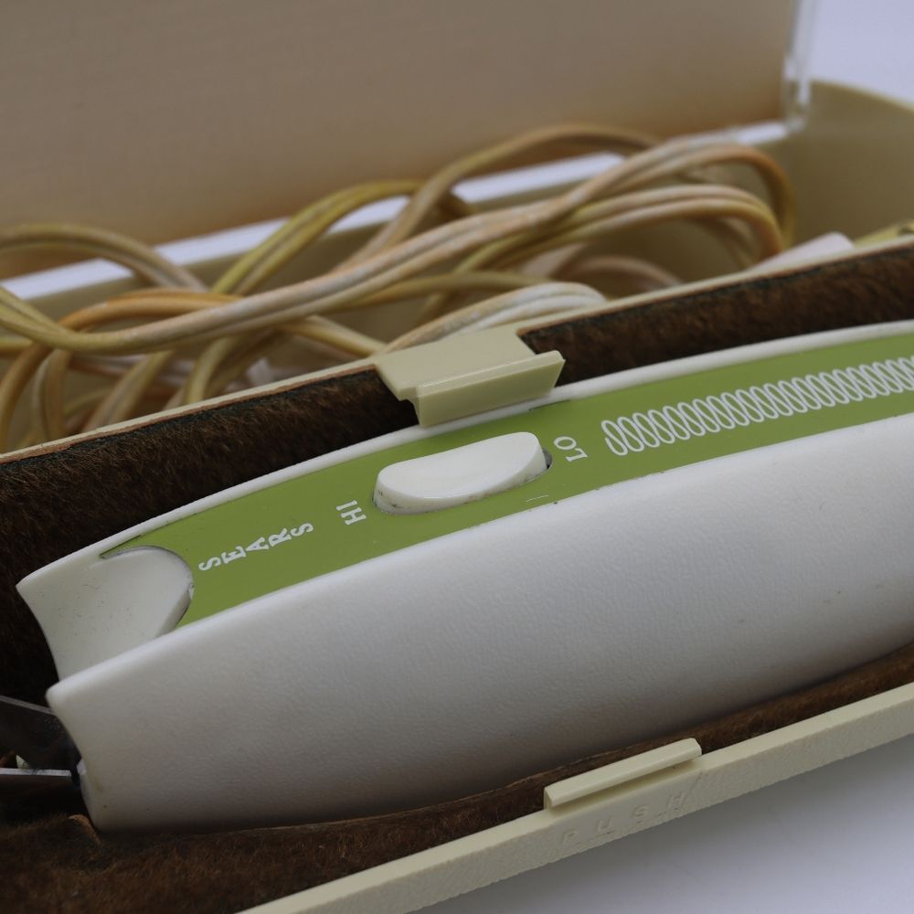 Sears Vintage 2 Speed Electric Scissors in Origional Acrylic Storage Box